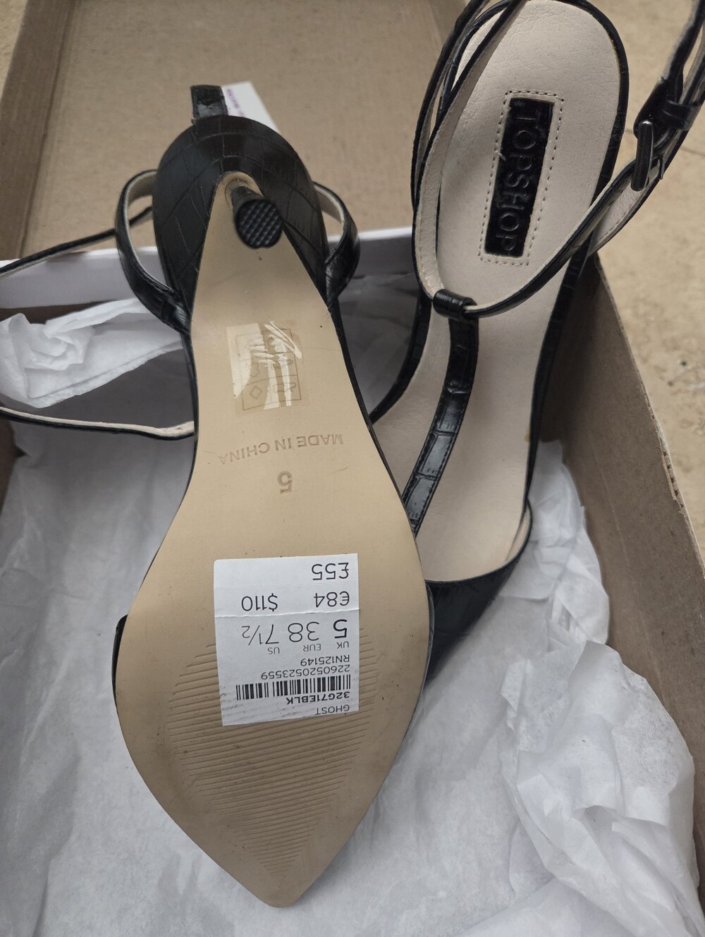 Topshop Black Croc-Embossed T-Strap Pointed Pumps - Picture 9 of 10
